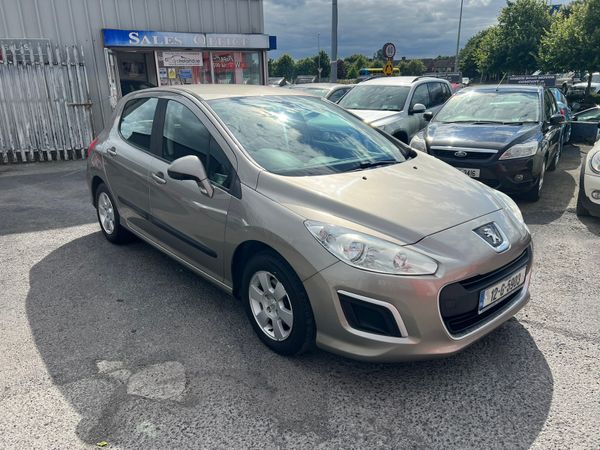 Peugeot 308 Hatchback, Diesel, 2012, Grey