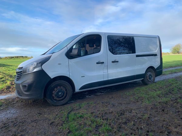 New vauxhall vivaro crew cab best sale for sale