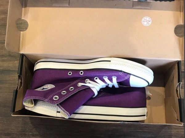 Converse sale hot sale size 7