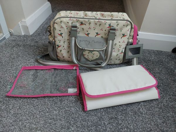 Yummy mummy store hummingbird changing bag