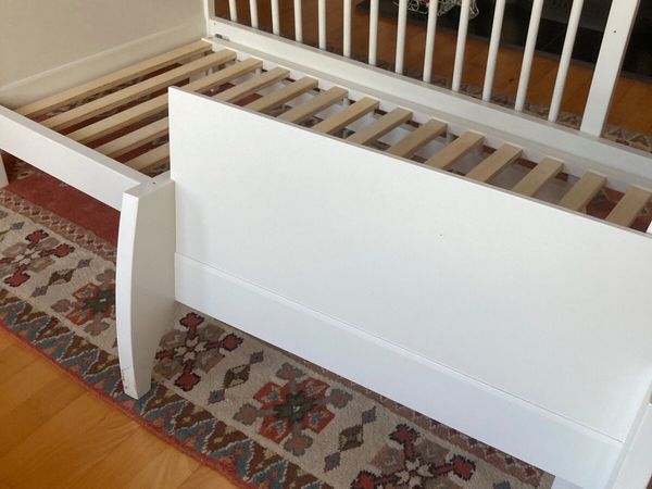 Orchard sleigh hot sale cot bed