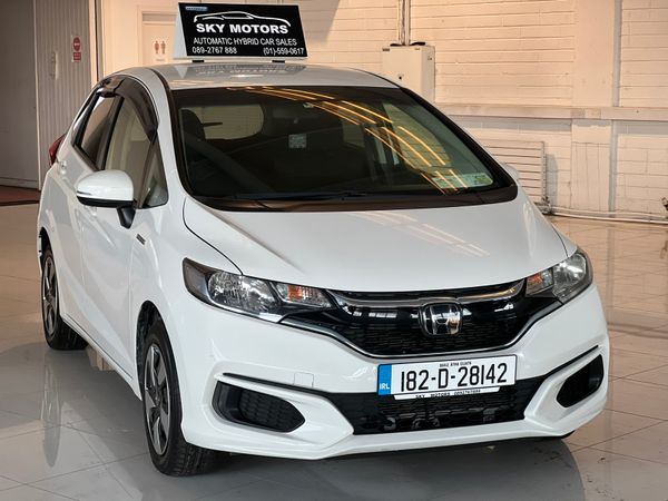 Honda Fit Hatchback, Petrol Hybrid, 2018, White
