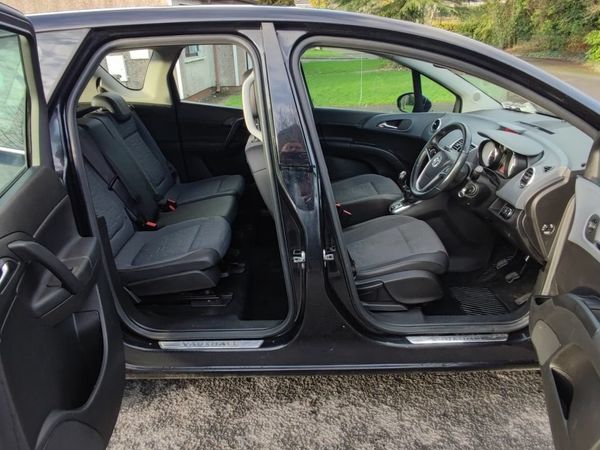 Vauxhall Meriva MPV, Petrol, 2014, Black