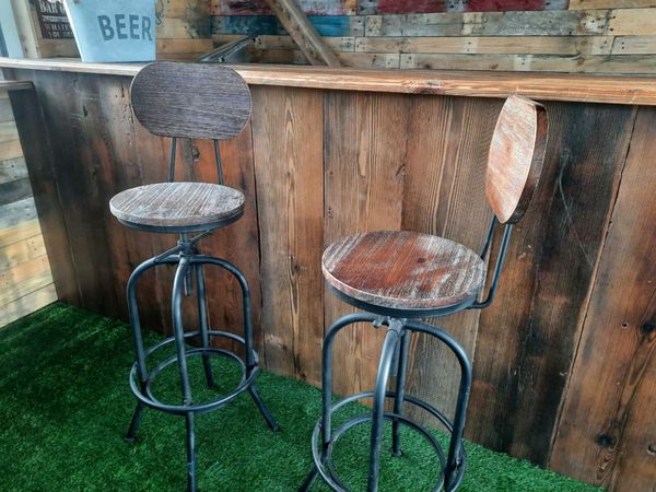 Bar stools for sale in Co. Clare for 40 on DoneDeal