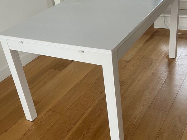 Ikea bjursta store square table