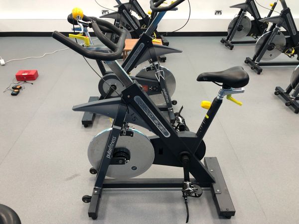 Pulse fitness deals spin bike