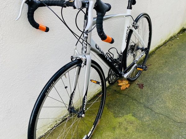 Giant defy aluxx sl 6000 series butted tubing hot sale