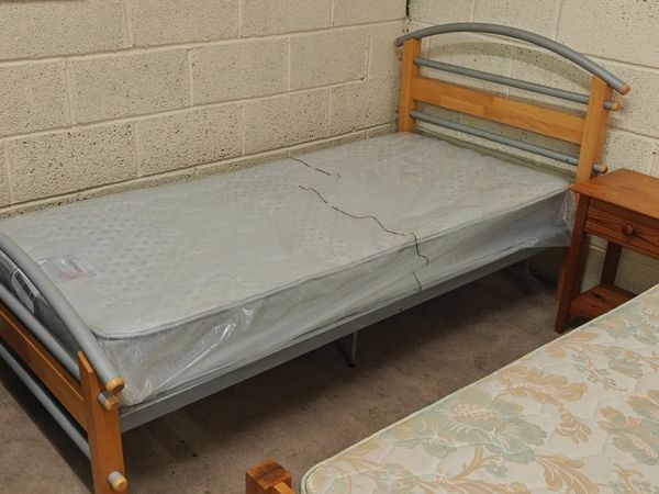 Second hand deals twin beds