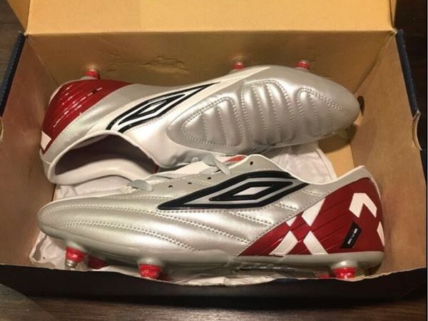 Umbro xai football top boots