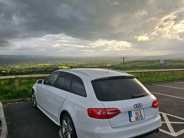 Audi A4 Estate, Petrol, 2014, White