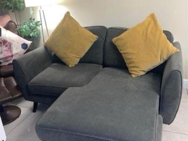 Dfs on sale leia sofa