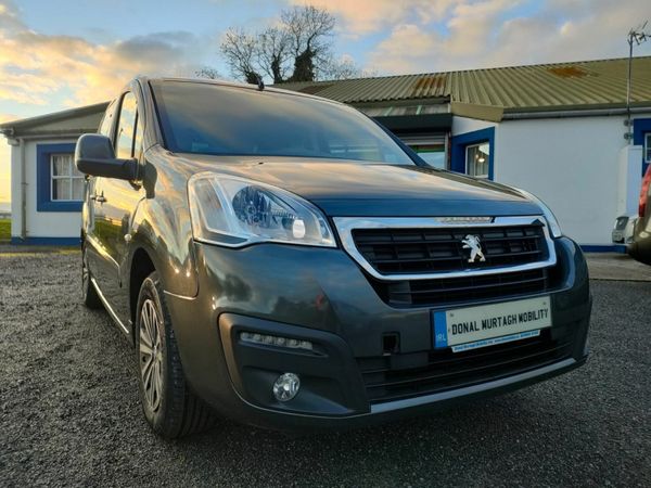 Peugeot Partner MPV, Diesel, 2017, Grey