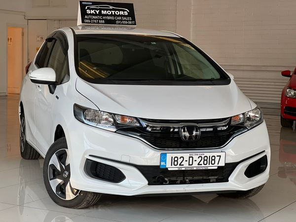 Honda Jazz Hatchback, Petrol Hybrid, 2018, White