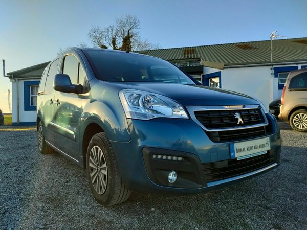 Peugeot Partner MPV, Diesel, 2018, Blue