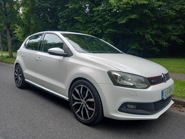 Volkswagen Polo Hatchback, Petrol, 2012, White