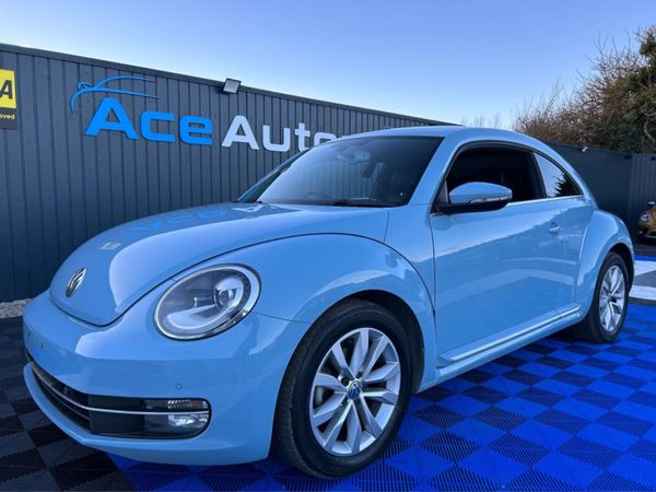 Volkswagen Beetle Hatchback, Petrol, 2015, Blue