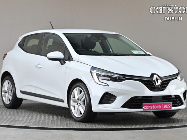 Renault Clio Hatchback, Petrol, 2022, White