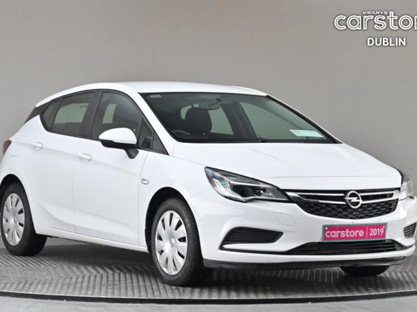 Opel Astra Hatchback, Petrol, 2019, White