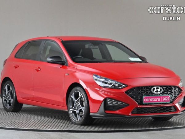 Hyundai i30 Hatchback, Petrol, 2022, Red