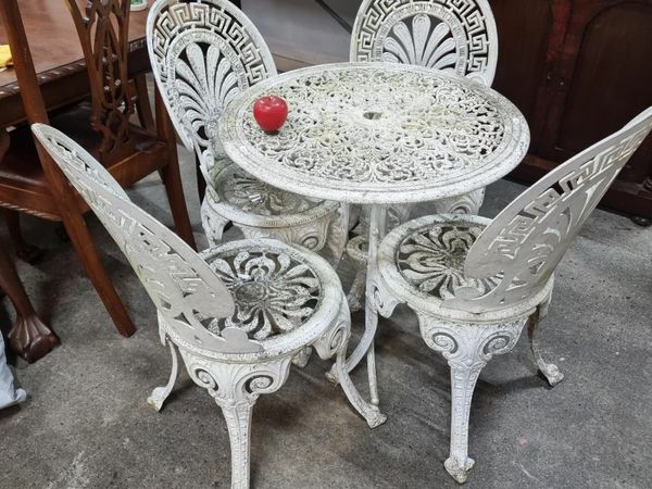 Garden table and chairs best sale done deal