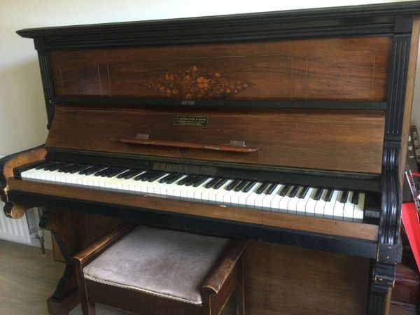 Piano for sale in Co. Waterford for 150 on DoneDeal