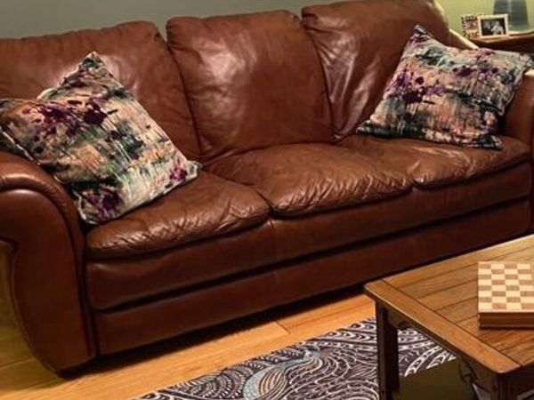 Sitting room deals furniture done deal