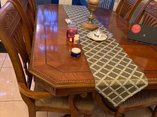 Donedeal kitchen table on sale and chairs