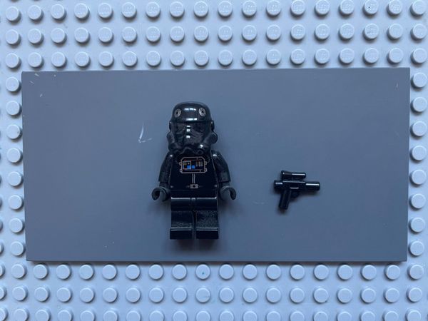 Lego tie discount fighter pilot minifigure