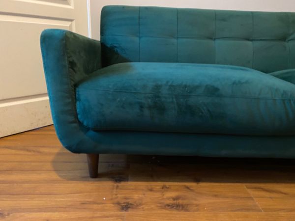 Green velvet deals sofa sale