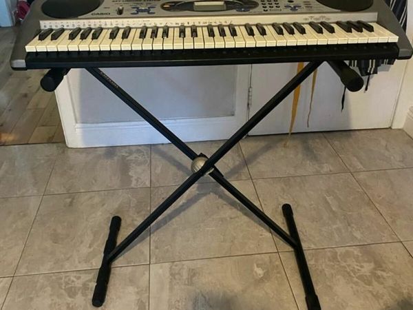 Casio keyboard and discount stand