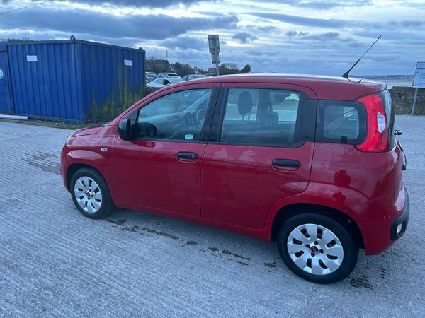 Fiat Panda Hatchback, Petrol, 2015, Red