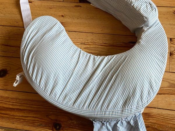 My brest friend nursing best sale pillow ireland