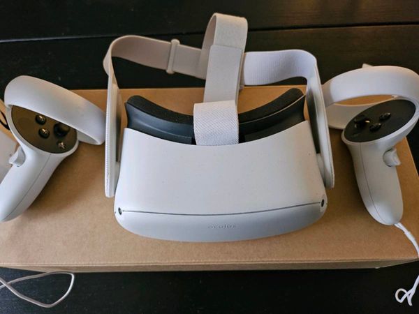 Oculus quest on on sale sale near me