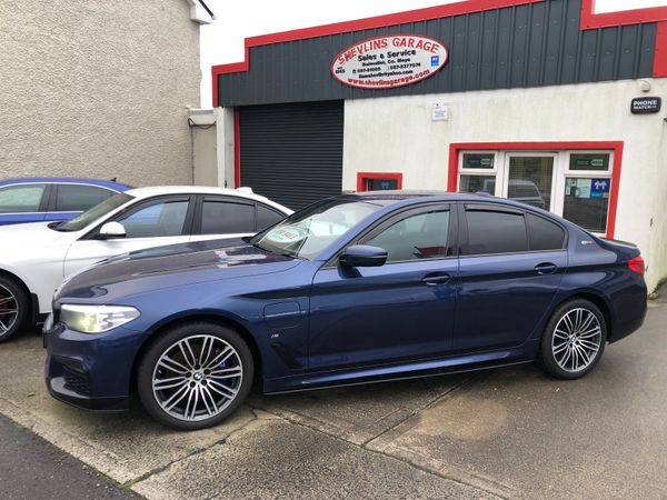 BMW 5-Series Saloon, Petrol Hybrid, 2019, Blue