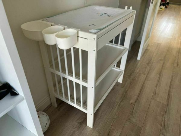 Changing area hotsell for baby