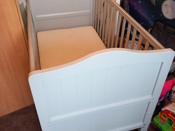 Mothercare darlington cot top bed