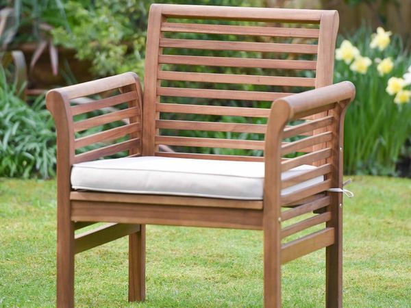 Donedeal garden deals furniture