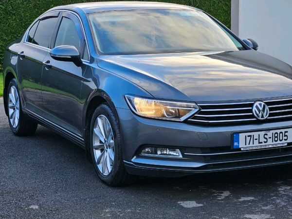 Volkswagen Passat Saloon, Diesel, 2017, Grey