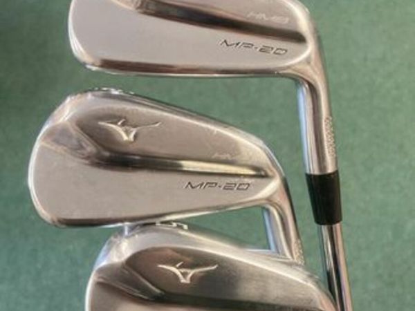 Mizuno 2025 mp20 price