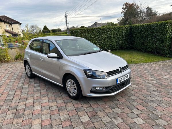 Volkswagen Polo Hatchback, Petrol, 2015, Silver