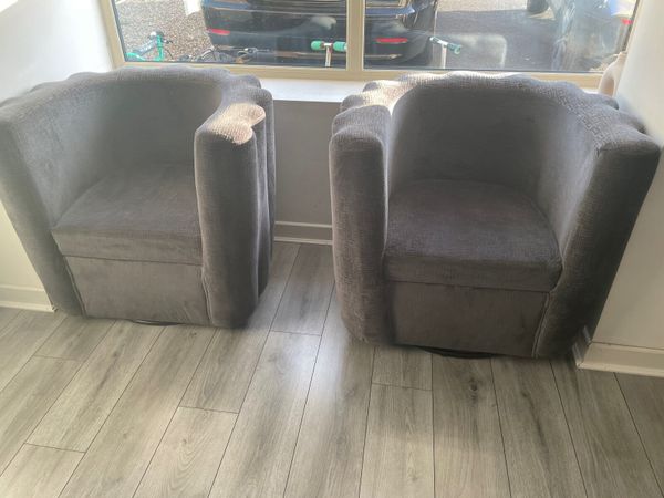 2 barely used Swivel chairs for sale in Co. Wicklow for 500 on