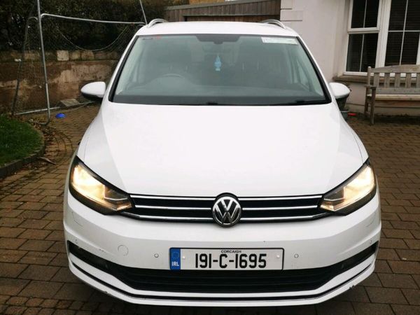 Volkswagen Touran MPV, Diesel, 2019, White