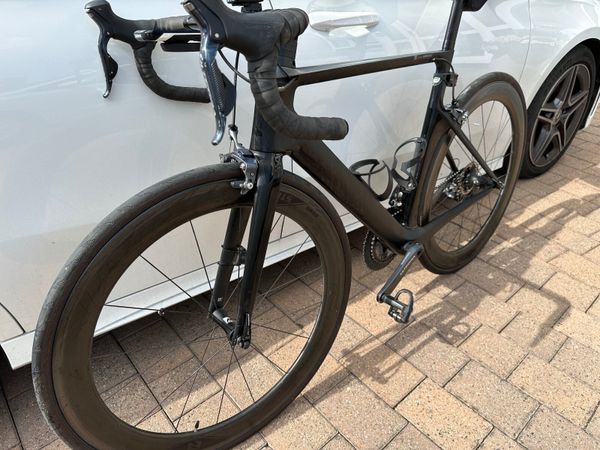 Canyon Aeroad CF SLX Di2 Road Bike for sale in Co. Dublin for