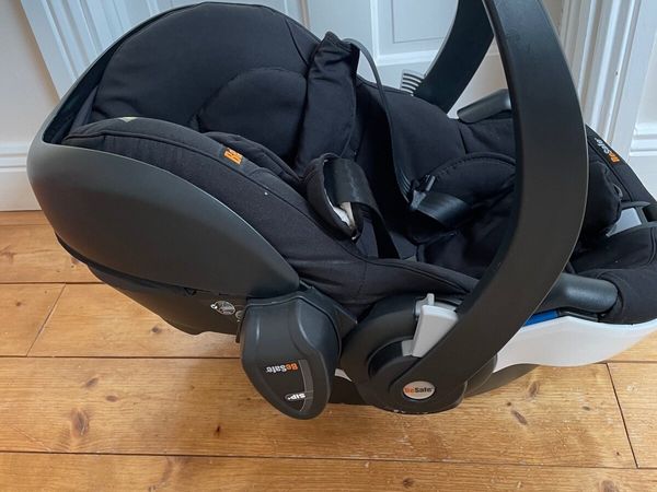 Infant car seat plus isofix base for sale in Co. Dublin for 90 on