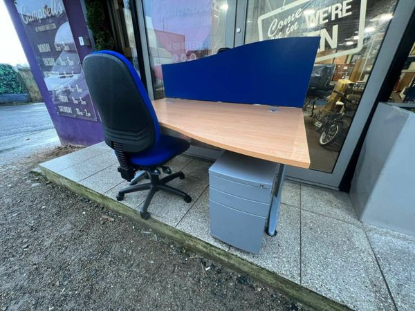 Donedeal desks deals