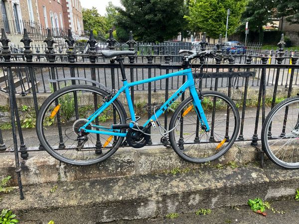 Trek 7.3 fx sales bike