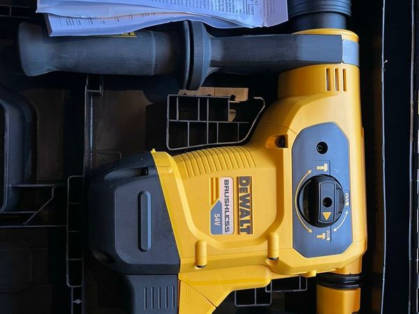 DeWalt dch 481 max sds drill kango for sale in Co. Meath for 400