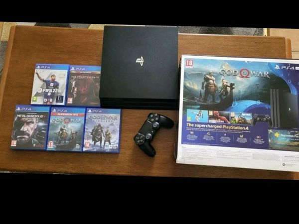 Sony PS4 PRO 1TB Console FIFA 24 Game 2 Controller Bundle 1 Year