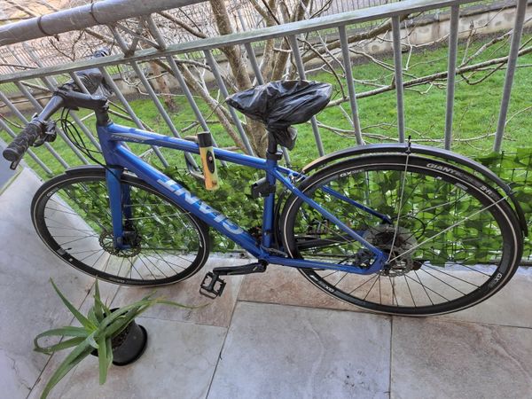 Giant Bicycle. Almost brand new for sale in Co. Dublin for 450 on