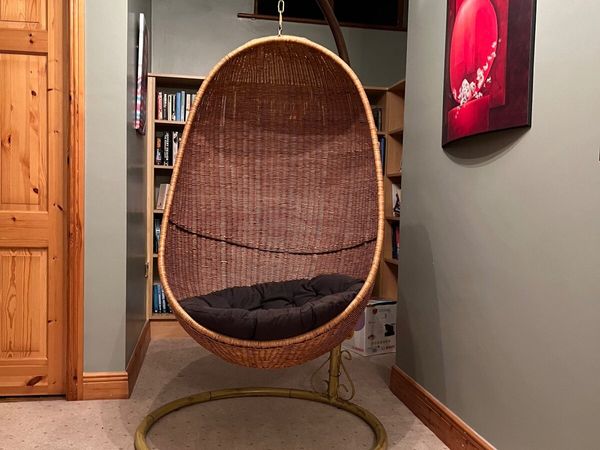 Done deal egg online chair